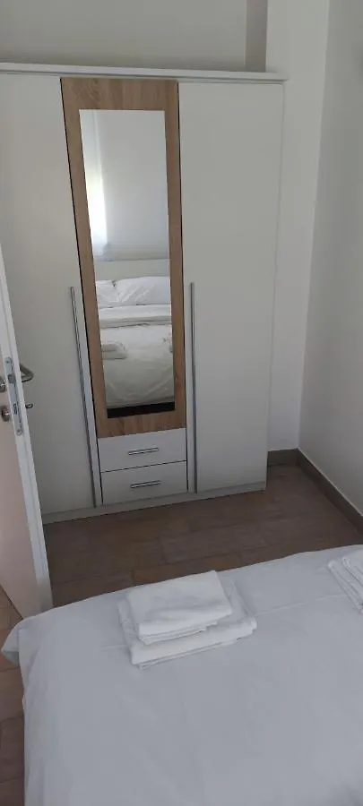 Apartments Rtina Benici 0*,